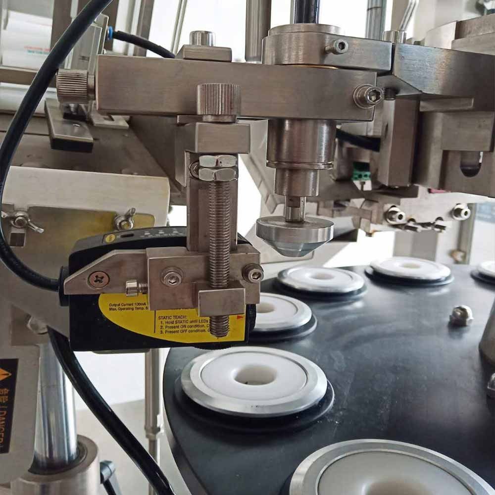 VK-TFS-009A Automatische Metallrohr-Füll- und Verpressmaschine